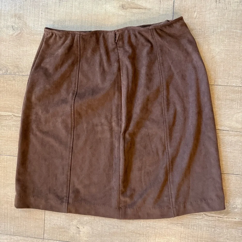 Abercrombie & Fitch Chocolate Brown Vegan Suede A-Line Zip Mini Skirt XS twee